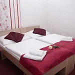 Venezia 3* プラハ