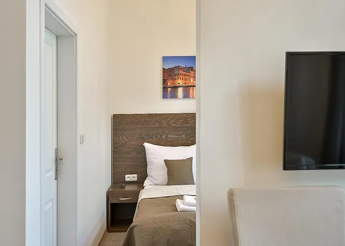 Venezia 3* 布拉格