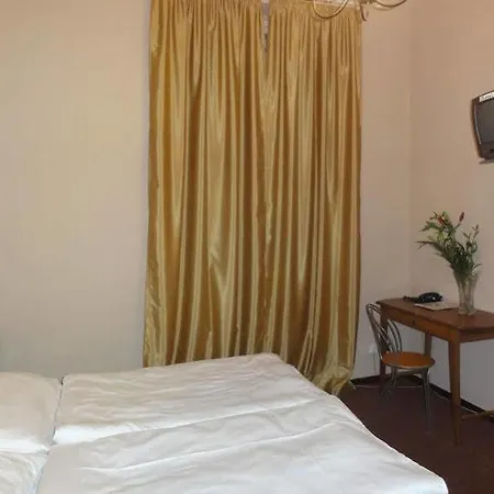 Venezia 3* Praag